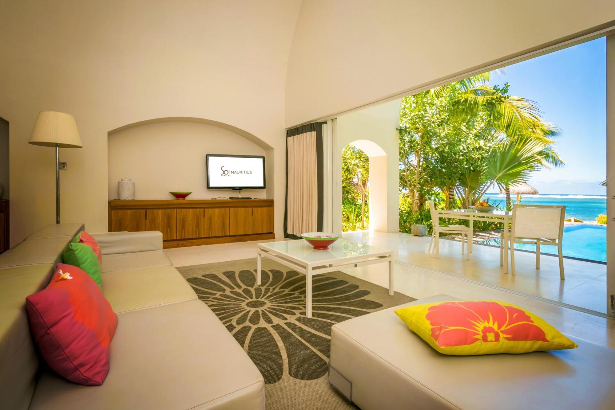 SO Two-Bedroom VIP Beach Villa with Living Room, Private Garden and Private Pool - Beach Front